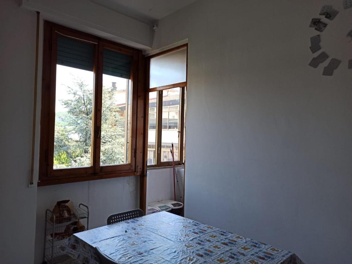 Apartamento Casa Vacanze Giulia A Careggi Wi-Fi Florencia Exterior foto